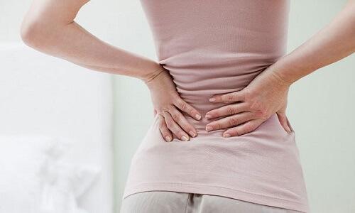 Viêm phụ khoa có bị đau lưng không?